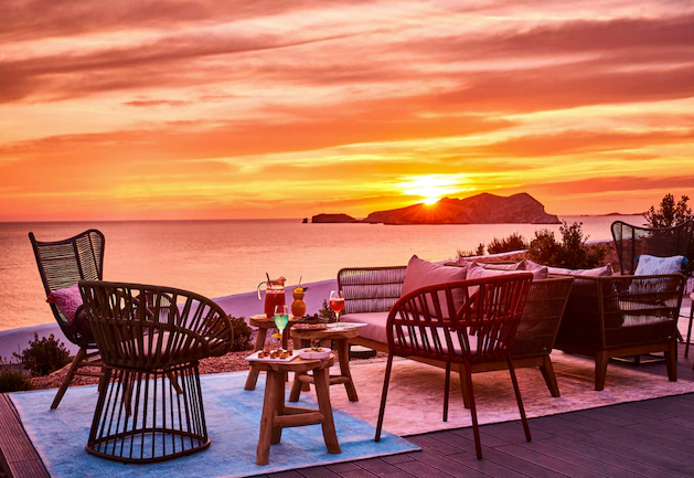 Auszeit auf Ibiza: Das sind die 4 (ent)spannendsten Hotels der Insel
