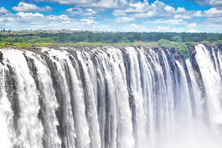 Foto der Victoria Falls in Simbabwe